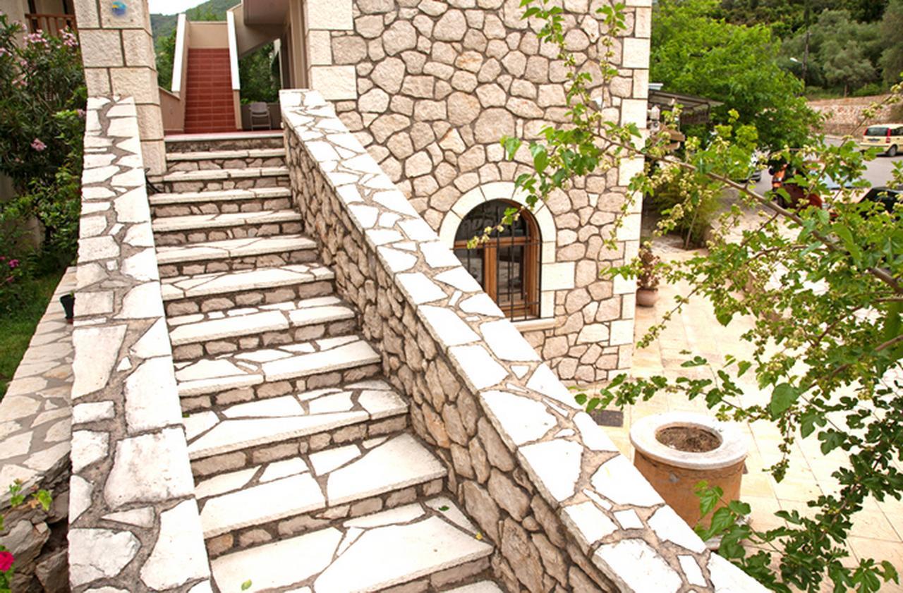 Averto Lefkada City Bagian luar foto