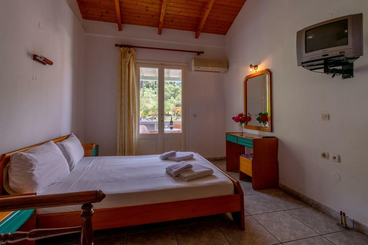 Averto Lefkada City Bagian luar foto