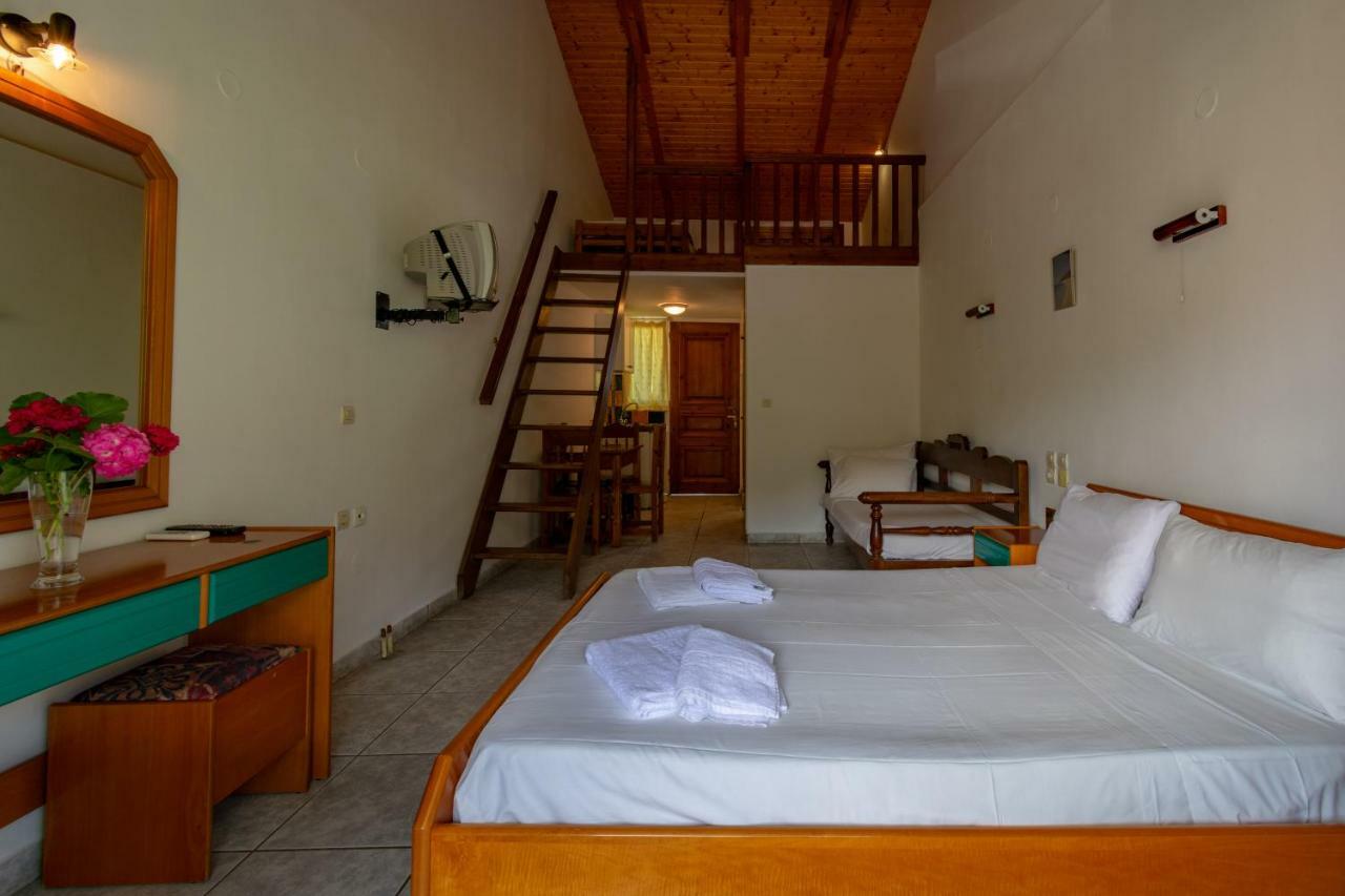 Averto Lefkada City Bagian luar foto
