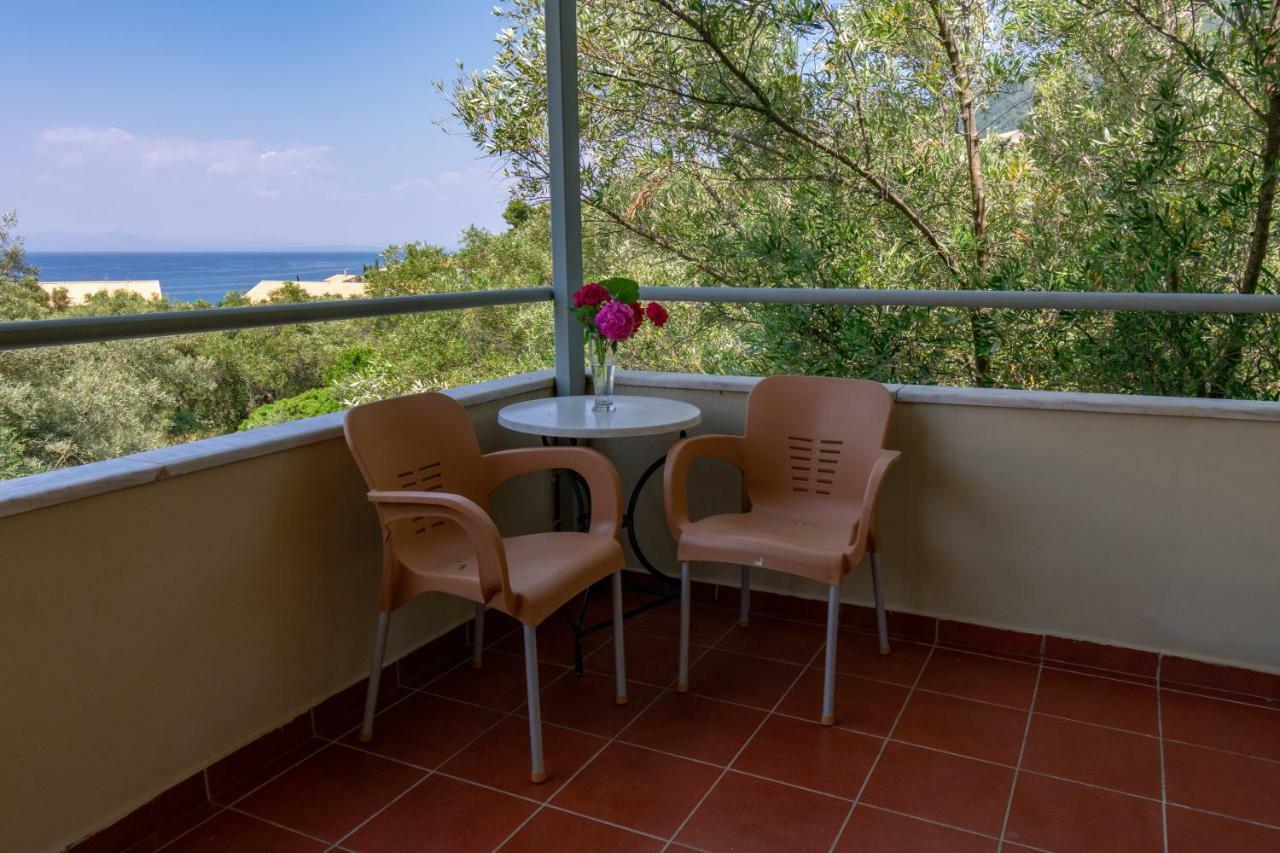 Averto Lefkada City Bagian luar foto